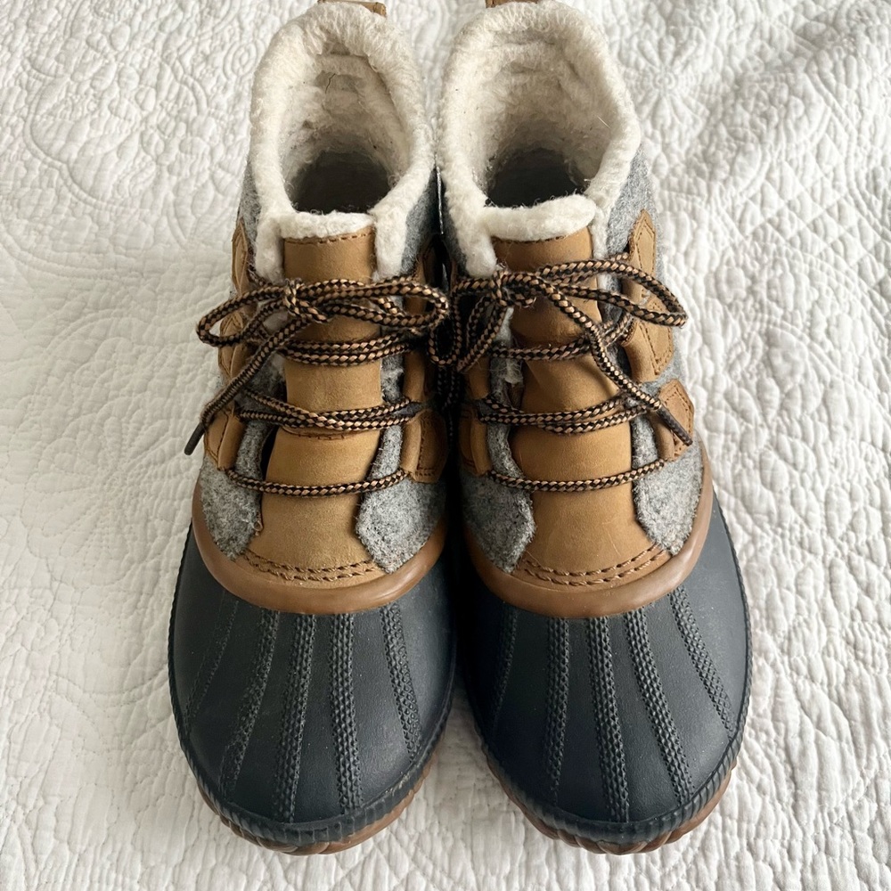 Sorely Out N About Boots 7.5